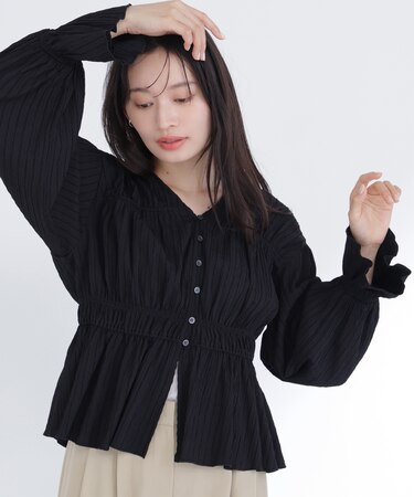 Vネックギャザーブラウス