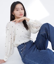 ドット刺繍ブラウス