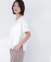 総針ベーシック Vネックニット