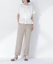 品格ストレートパンツ