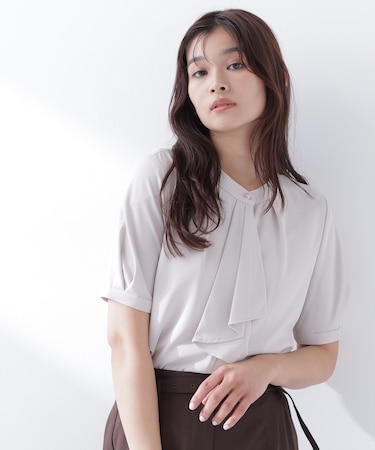 ラッフルボウタイブラウス半袖