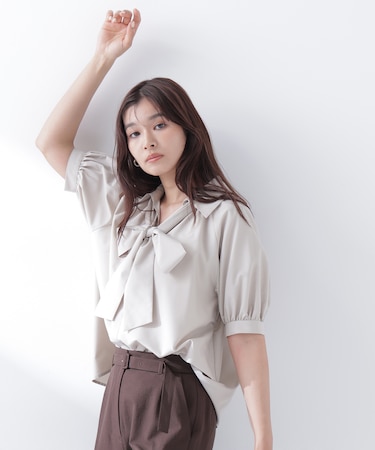 スキッパーリボンタイブラウス半袖