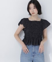 レースアップフリルブラウス