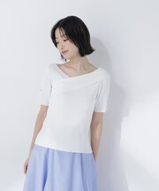 クロスネックリブニット