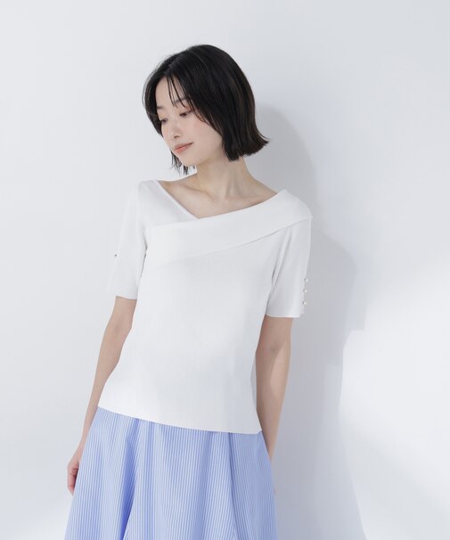 クロスネックリブニット