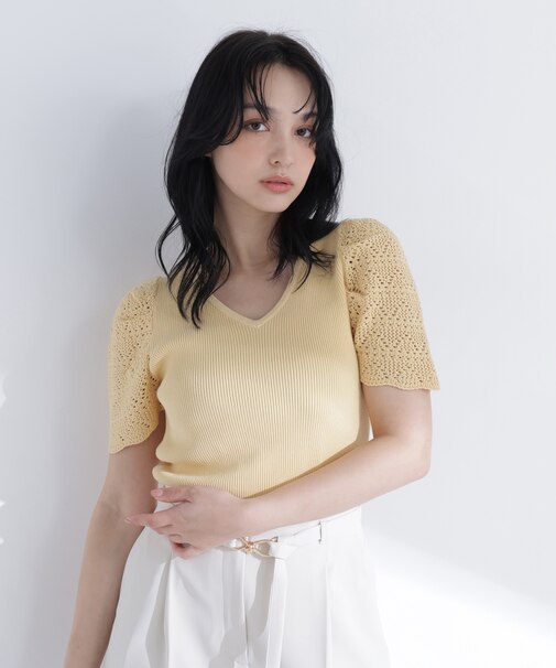 柄編みスリーブニット