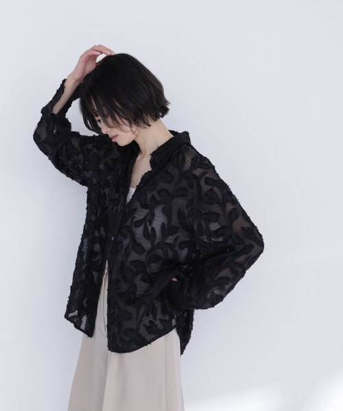 カットジャガード 薔薇 シアー ショート丈 シャツジャケット 黒 70s 80s カットジャガードシアーシャツ｜ナチュラルビューティーベーシックの