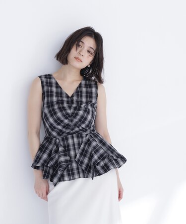チェックペプラムブラウス