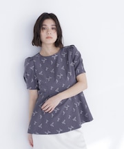 ラメ刺繍ペプラムブラウス