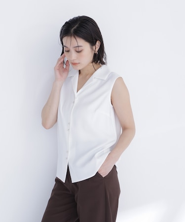 開襟とろみブラウス