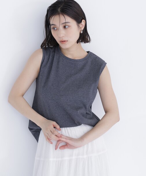 メタルポイントノースリーブカットソー