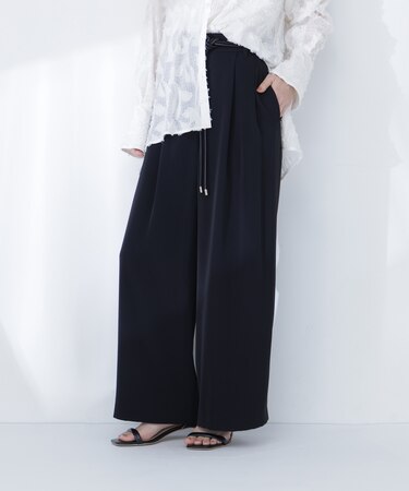 フェイクレザーベルテッドパンツ