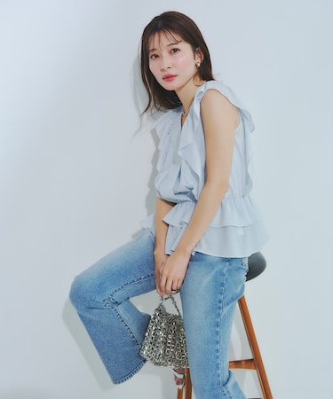 〈山本里菜さんコラボ〉ラッフル楊柳ペプラムブラウス