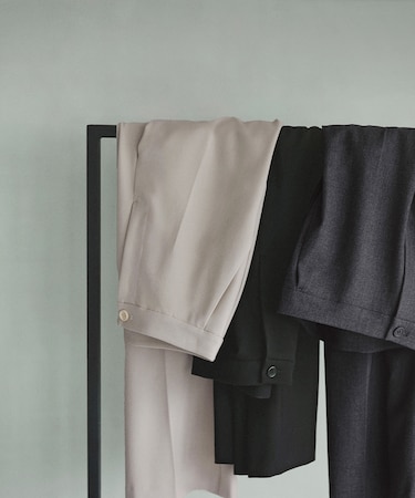 <ちょうど、いい服>立ち姿に自信が持てる洗練パンツ