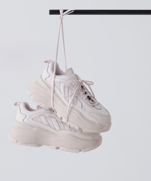 adidas OZGAIA W シューズ｜ナチュラルビューティーベーシックの通販
