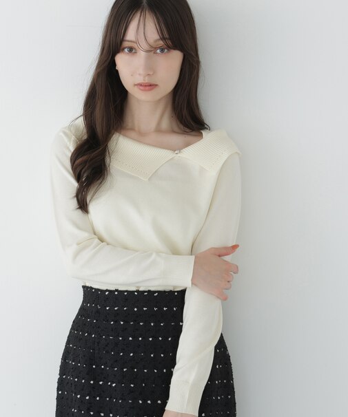 メタルポイントオフショルニット