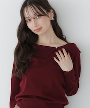 メタルポイントオフショルニット