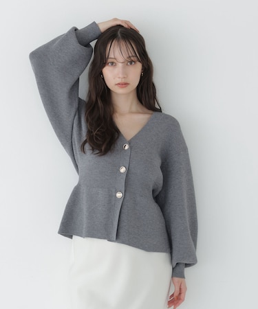 〈WEB限定〉ペプラムフォルムカーディガン