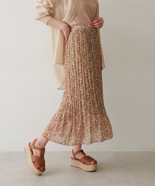 花柄プリーツスカート