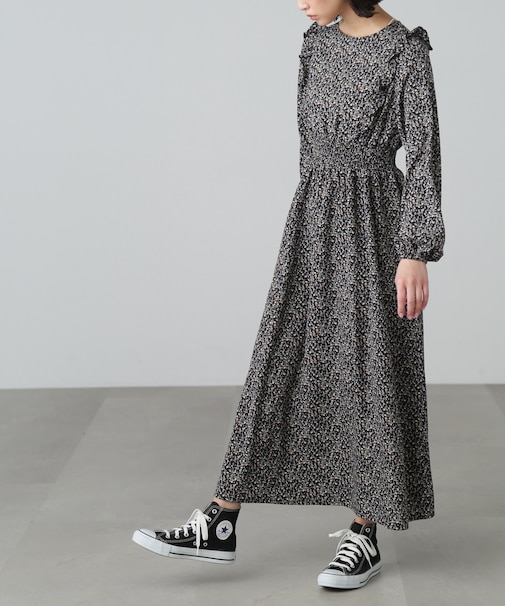 肩フリルフラワープリントワンピース