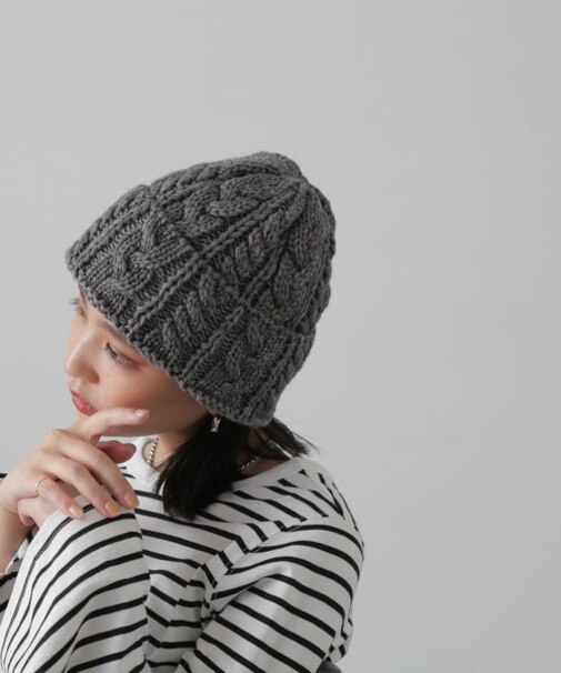 ケーブルニット帽