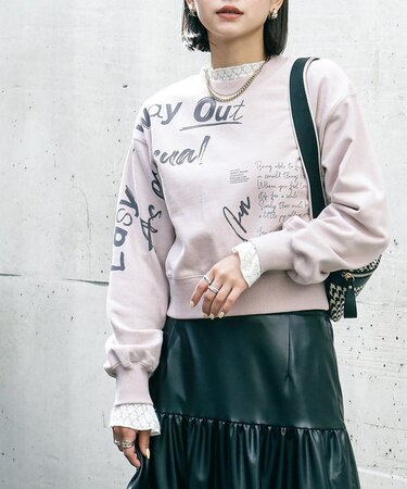 ブラッシュロゴプリントコンパクトスウェット