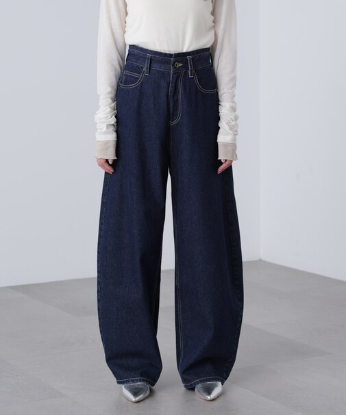 デニムエッグパンツ