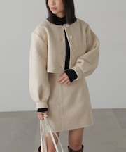 ミニブークレカーディガン&ミニスカート