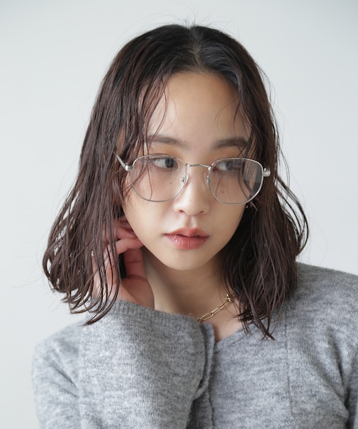 シルバーフレーム伊達メガネ