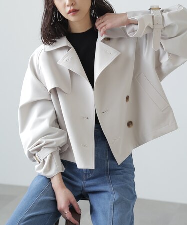 ショートトレンチコート