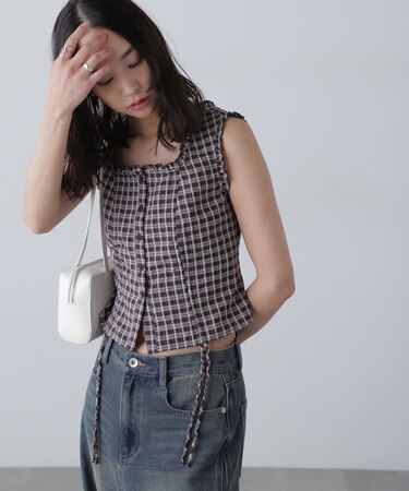 ドロストノースリーブブラウス