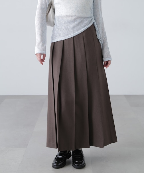 フロントスリットプリーツロングスカート