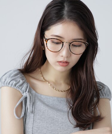 シンプルサングラス