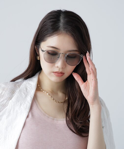 シンプルサングラス