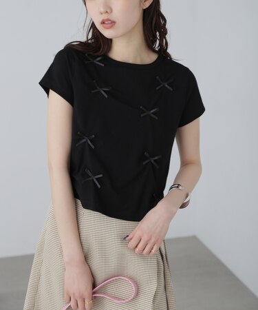 リボンTシャツ