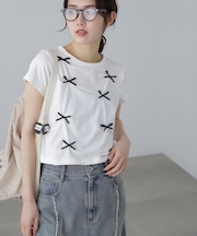 リボンTシャツ