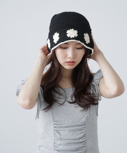 フラワー編みハット