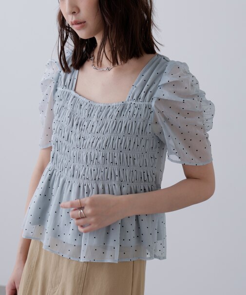 フロッキードットシャーリングペプラムブラウス