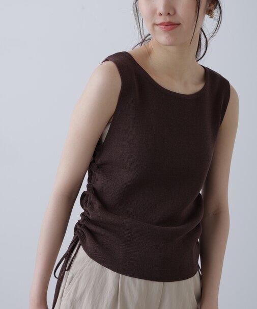 サイドドロストノースリーブニット