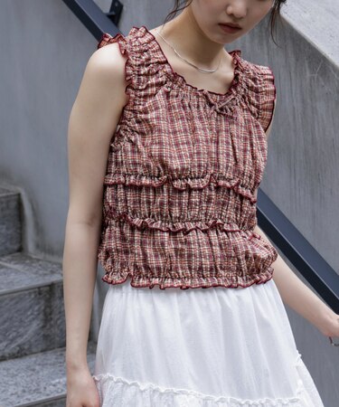 シャーリングタンクトップブラウス