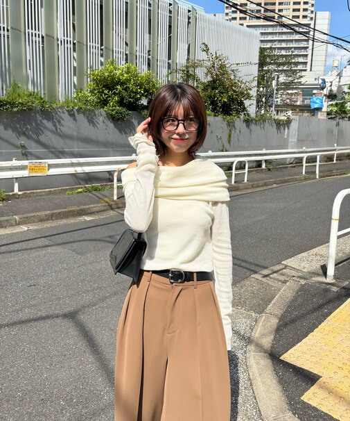 袖口ボタンオフショルニット〈MFM〉