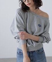 オフショルワンポイント刺繍スウェット