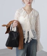 ダブルラッフルフリルブラウス