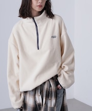 フリースハーフジッププルオーバー