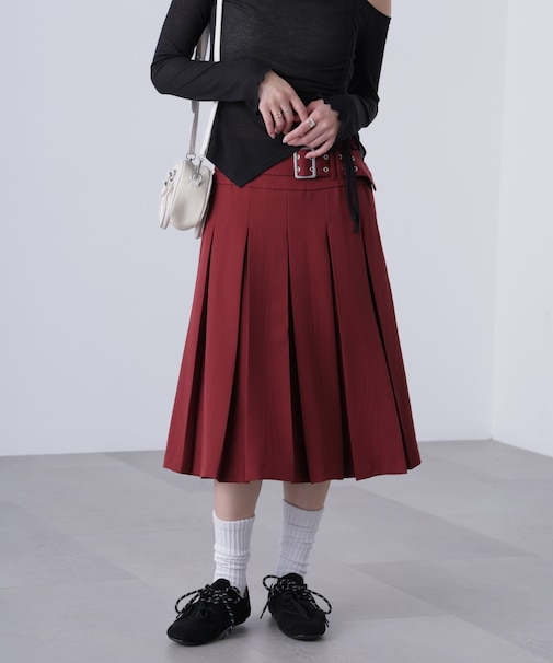 タックプリーツミディスカート