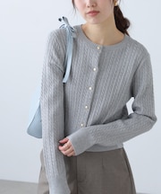 金ボタンミニケーブルカーディガン