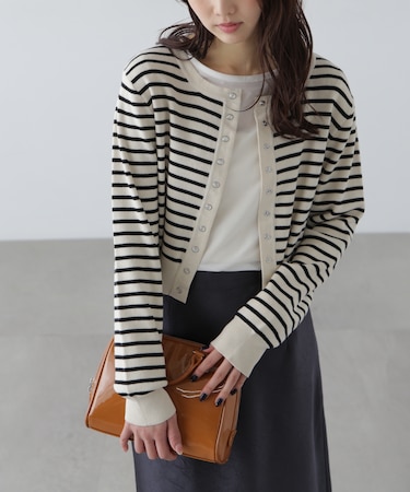 ドットボタンクルーネックカーディガン