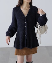 ヘアリーペプラム金ボタンニットカーデ