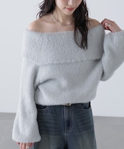 オフショルシャギーニット