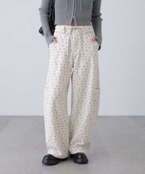 サイドポケットコクーンデニムパンツ